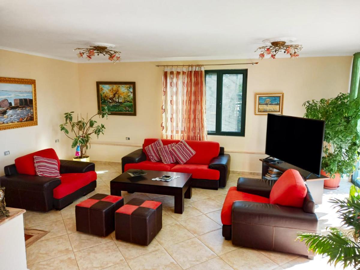 Family Beach Swimming Pool Villa Luanit Tragjas Екстер'єр фото