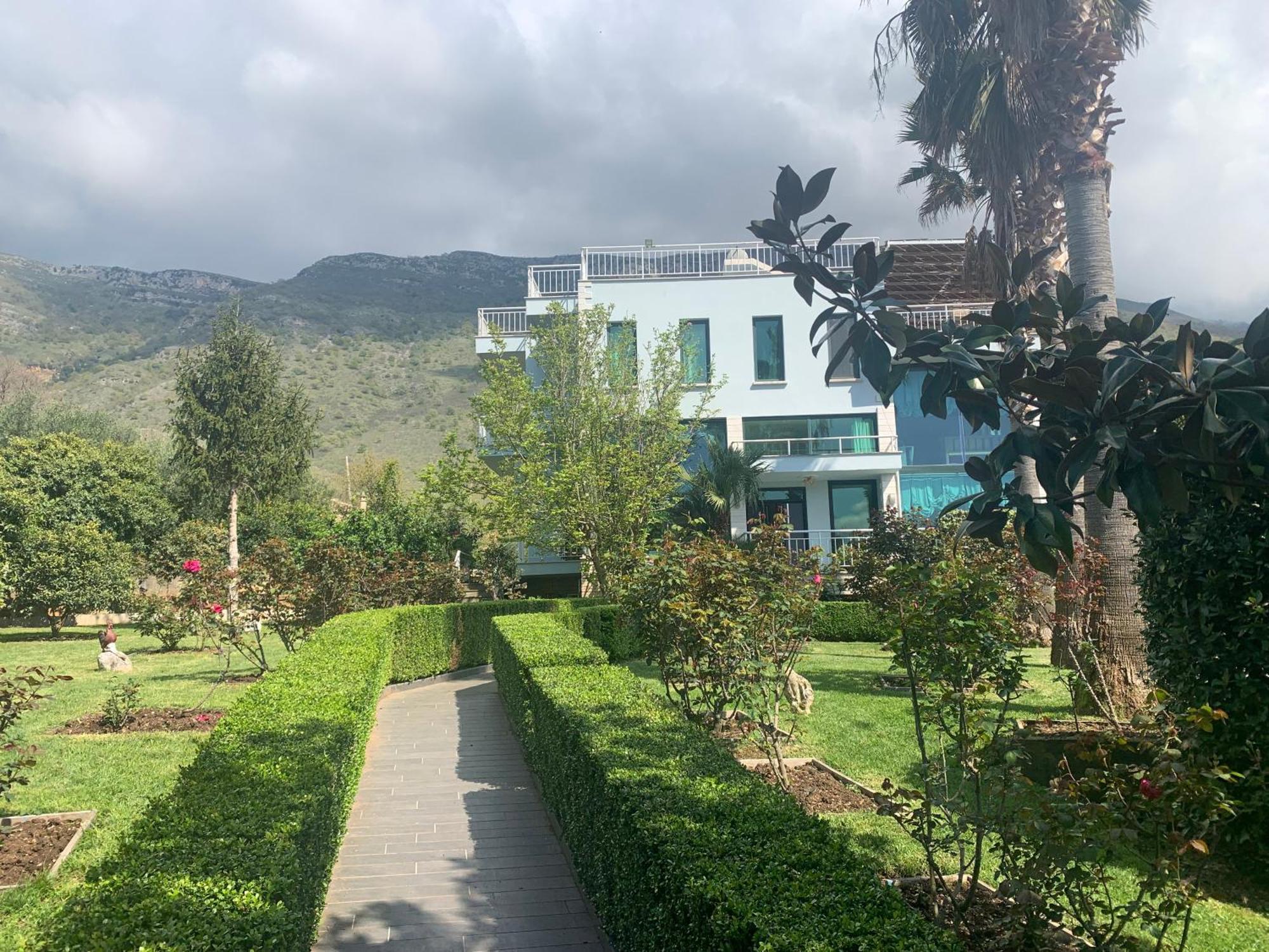 Family Beach Swimming Pool Villa Luanit Tragjas Екстер'єр фото